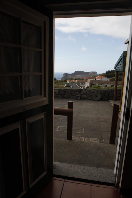 Casa Capelinhos Guest House Capelo Eksteriør bilde
